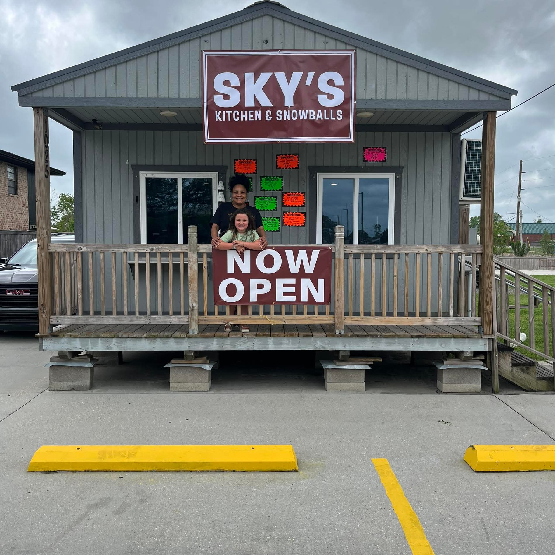 Sky's Kitchen and Snowballs Logo